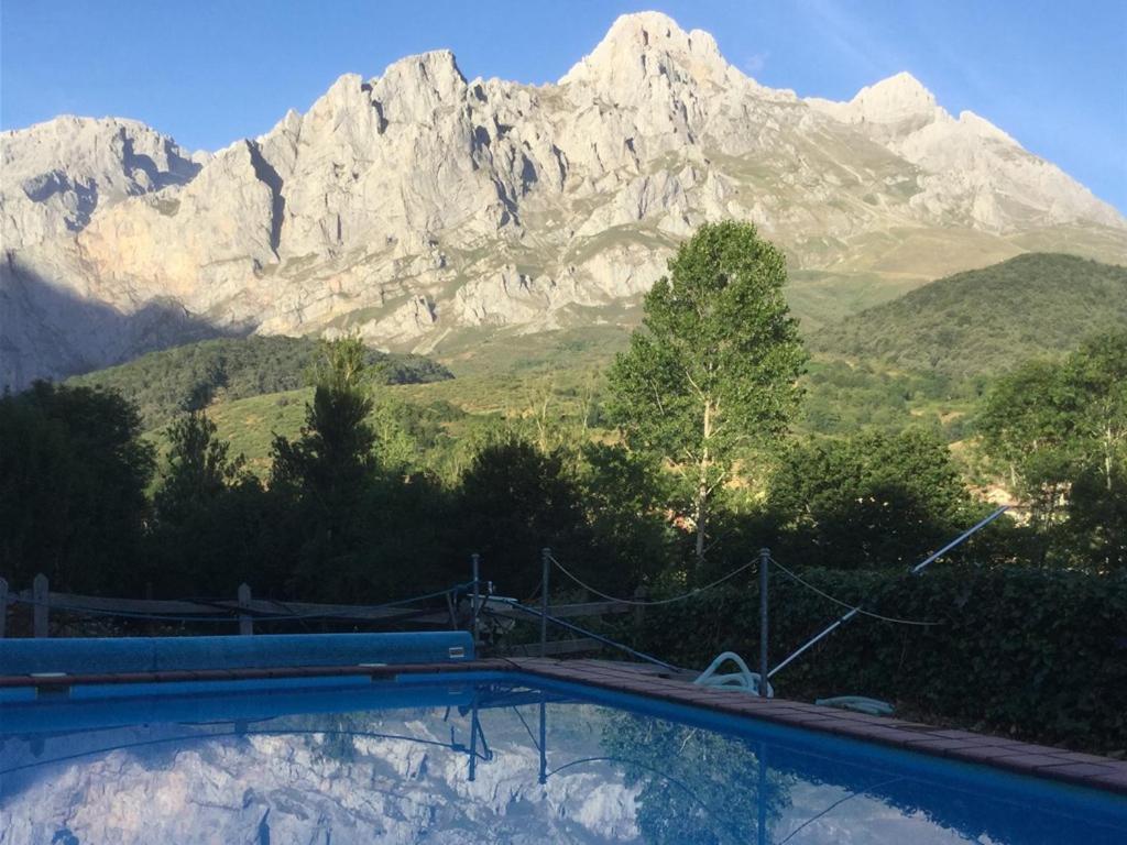 Hotel Rural Picos De Europa Посада-де-Вальдеон Екстер'єр фото